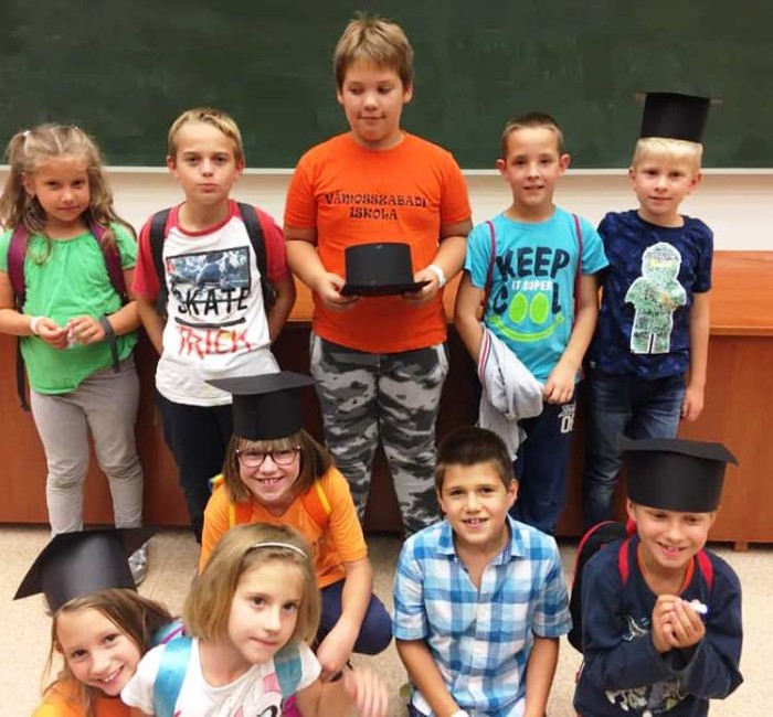 kiskutatók2