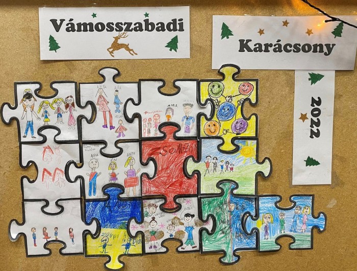 Karácsonyi kirakós családrajzokkal